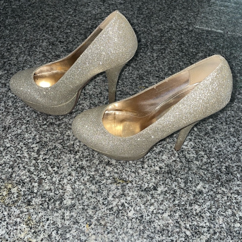 Gold glitter heels